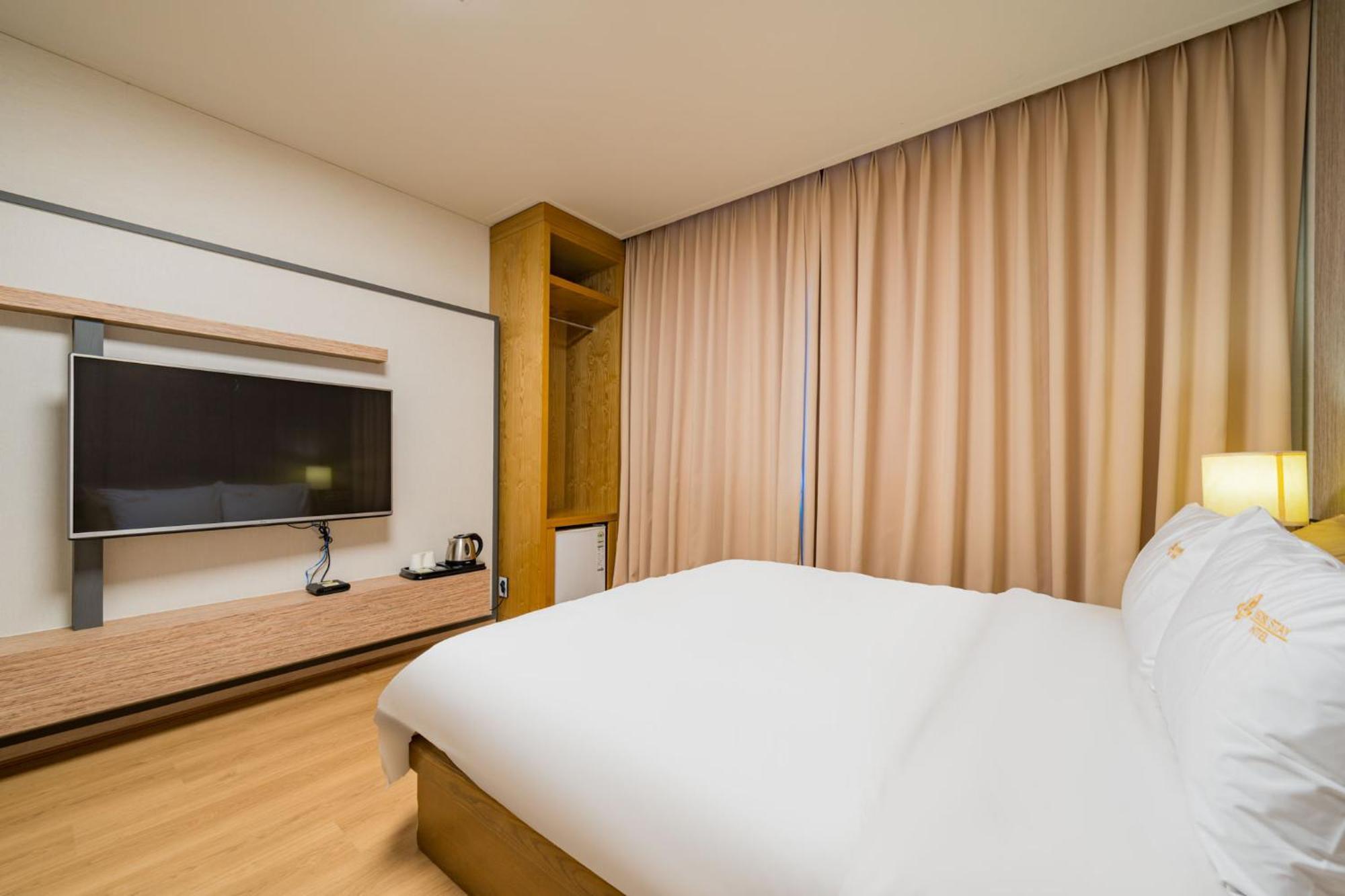 Yeosu Stay Hotel ห้อง รูปภาพ