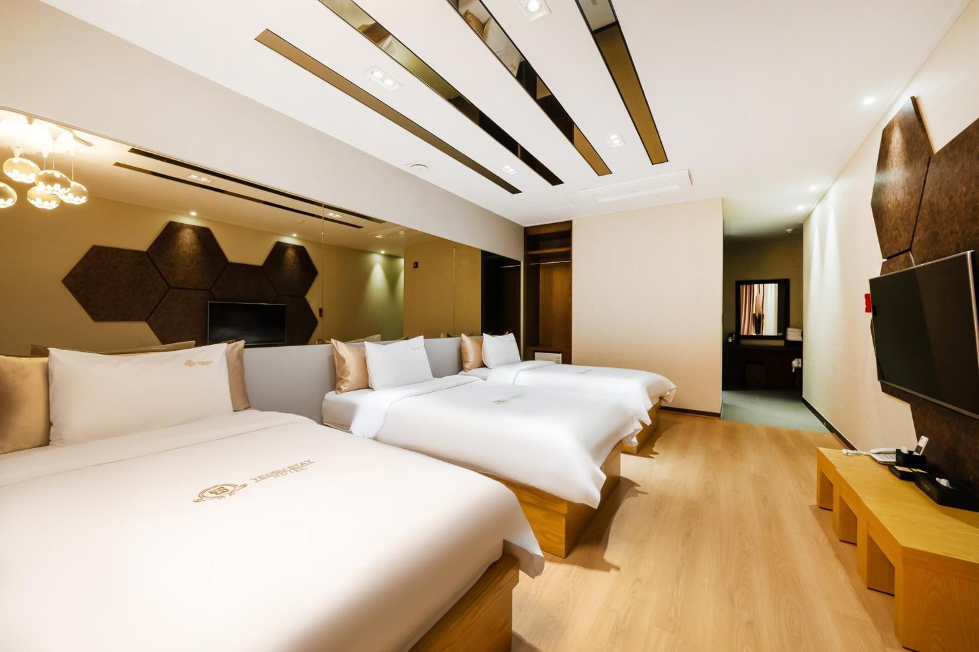 Yeosu Stay Hotel ห้อง รูปภาพ