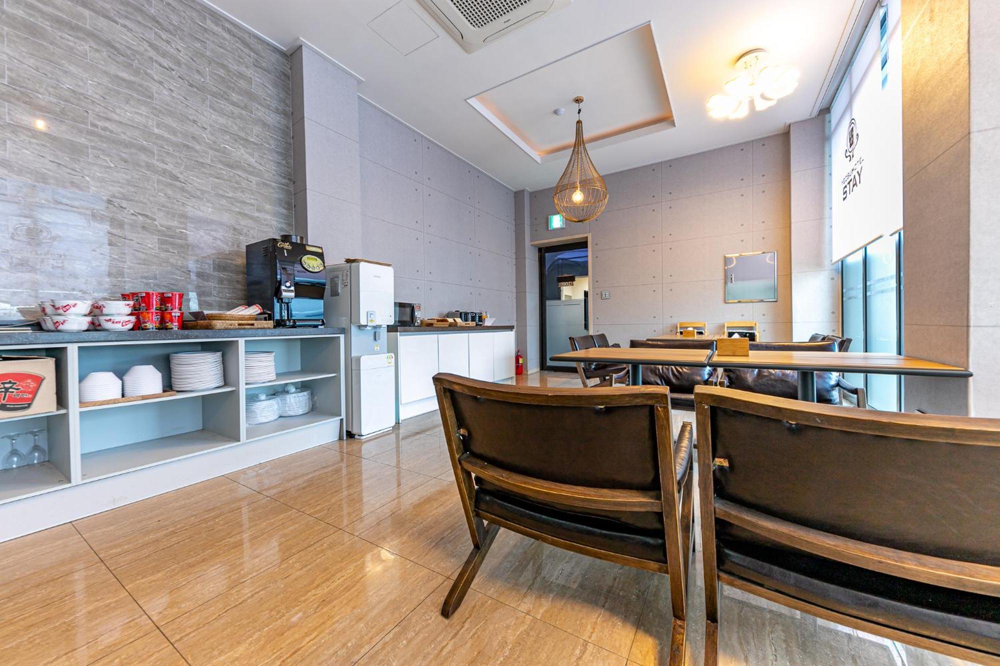 Yeosu Stay Hotel ภายนอก รูปภาพ