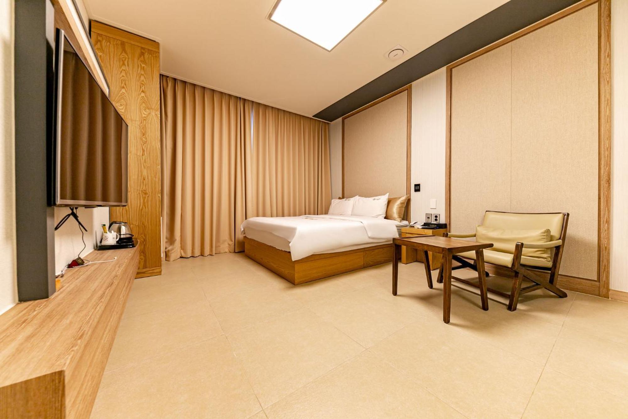 Yeosu Stay Hotel ห้อง รูปภาพ